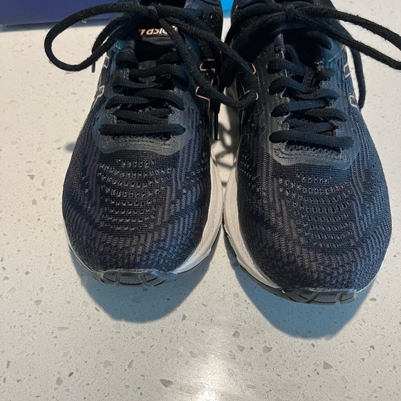 ASICS GT-2000 8 Women’s Running Shoes - Picture 3 of 7